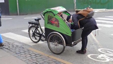 Un authentique Christiania bike avec 3 enfants